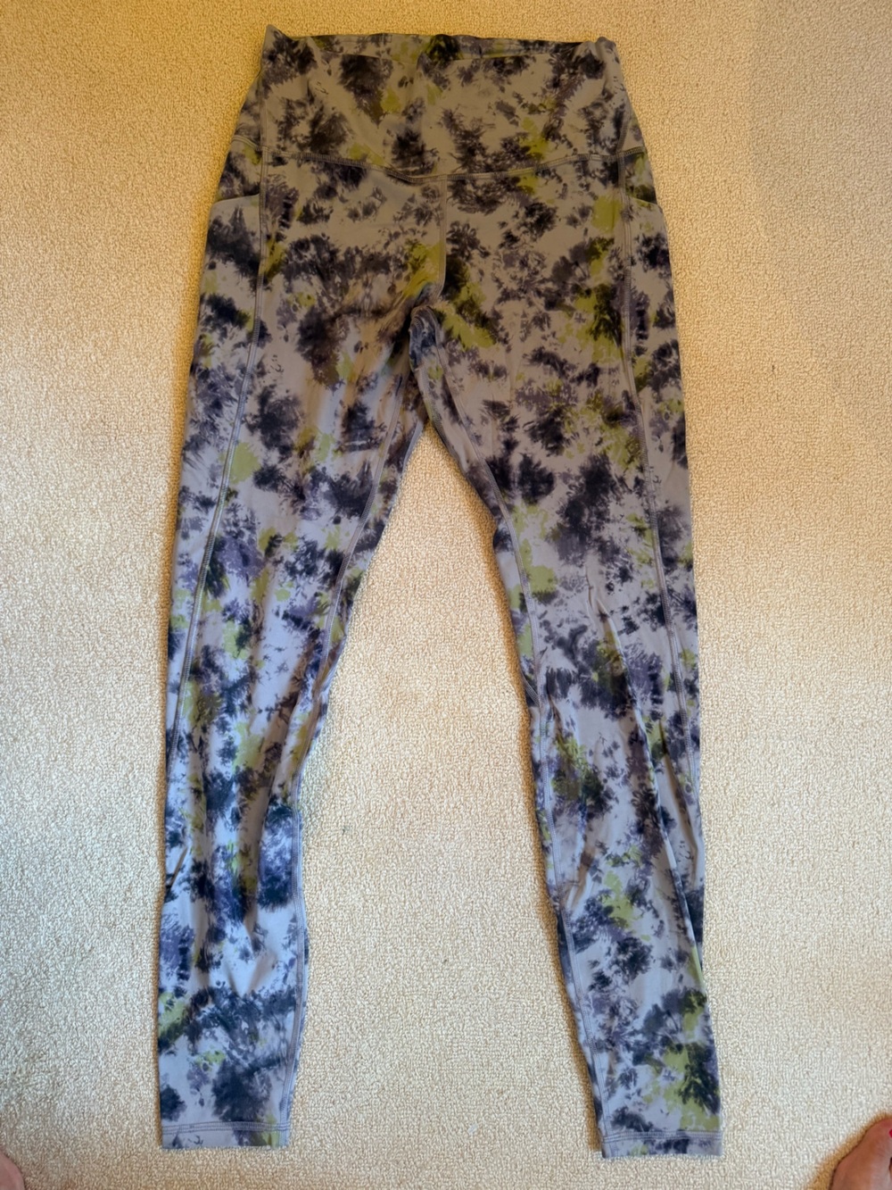 lululemon athletica Lavender and Olive Green Tie-Dye Leggings